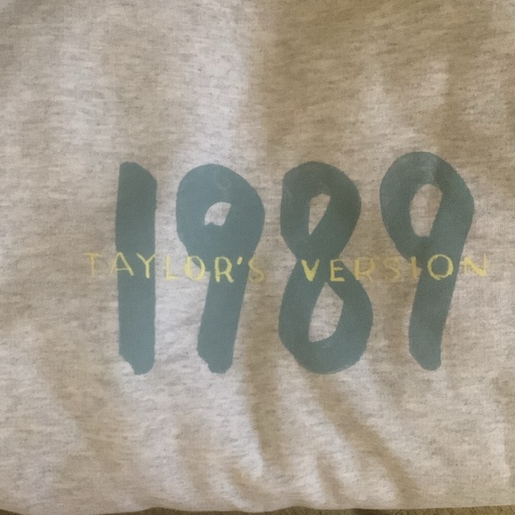 Spotify Taylor swift official crewneck - Picture 4 of 6